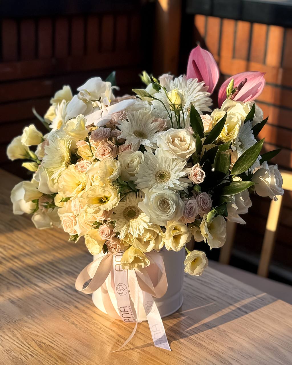 باکس گل مناسبتی مانا